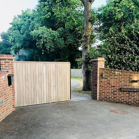 Oakworth Lodge - New Self Contained Studio Heathfield Esterno foto